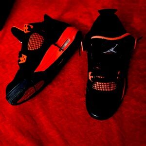 Jordan 4 Red Thunders
